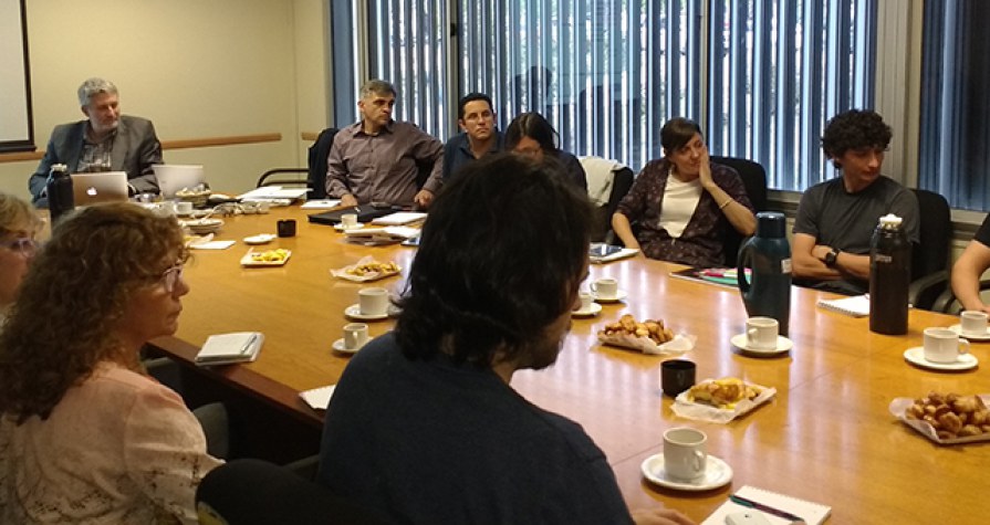 Representantes de instituciones cordobesas vinculadas con la salud se reunieron en la FCQ (UNC), convocados por CRELAB.